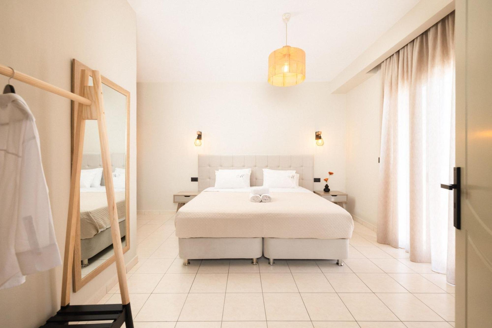 Manthos Beachfront Apartments Laganas Extérieur photo